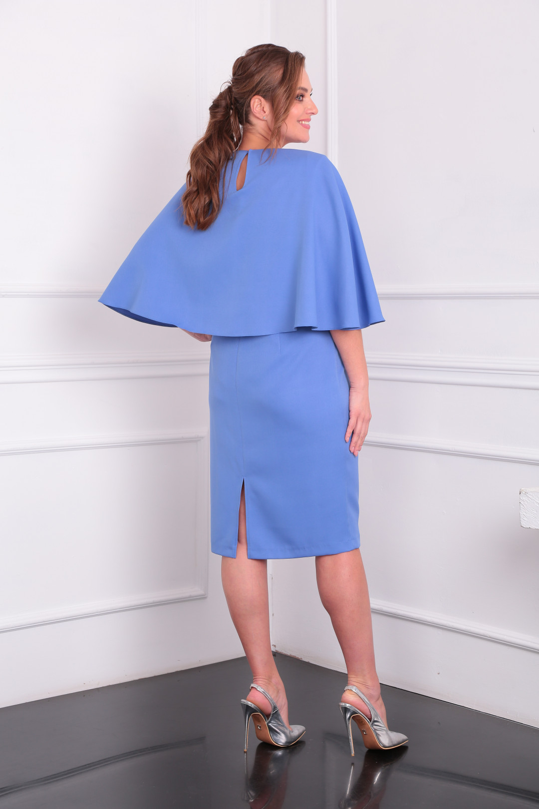 Платье LadyLine 532 голубой